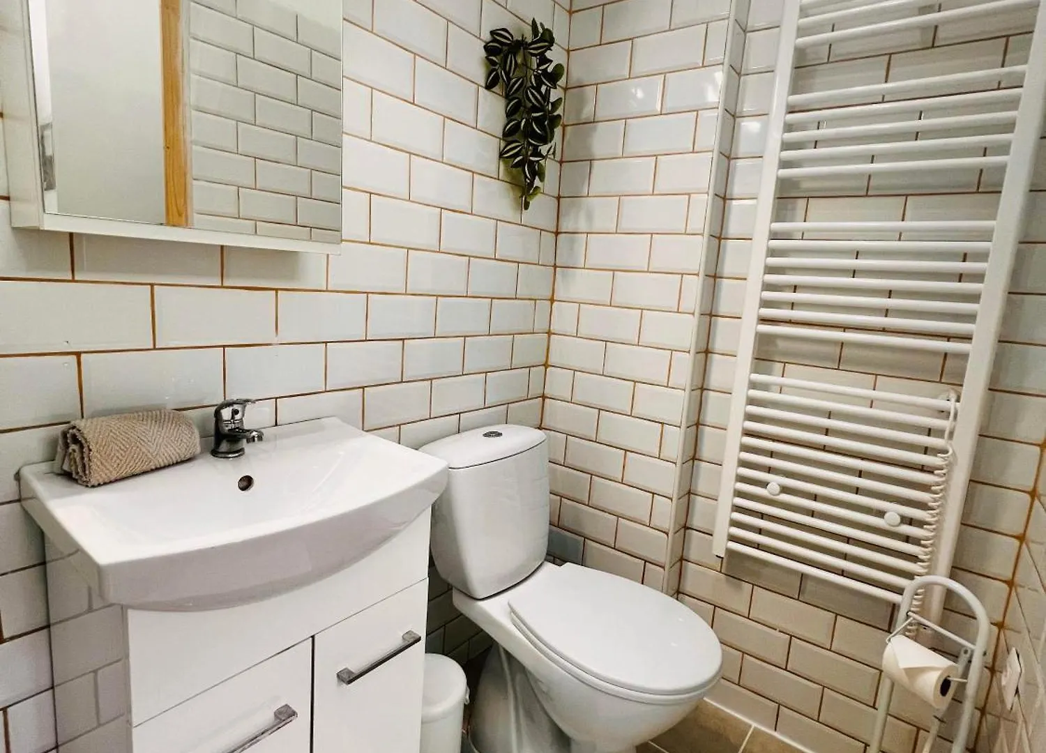 Quiet Luxury Apartment With 2 Rooms In The City Centre Bb Budapest