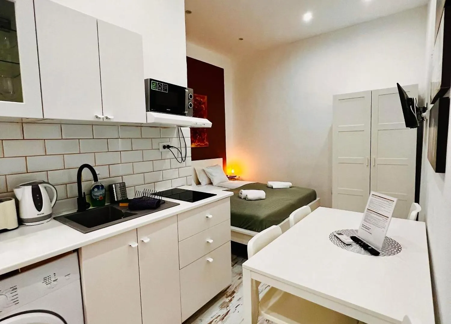 Quiet Luxury Apartment With 2 Rooms In The City Centre Bb Budapest Hungary